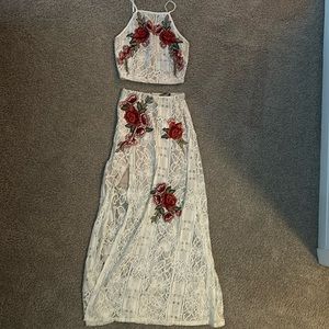 Brand: Lulus two-piece matching set, maxi skirt